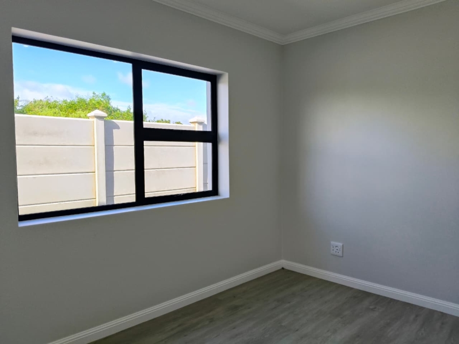 3 Bedroom Property for Sale in Paradise Beach Eastern Cape